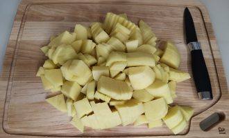 Жареная картошка с грибами (шампиньонами)